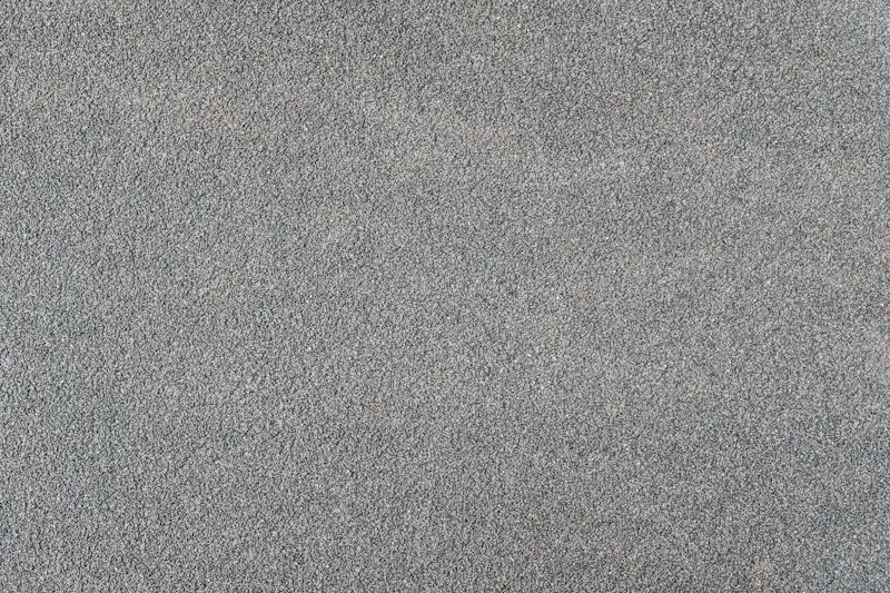 Twist pile carpet